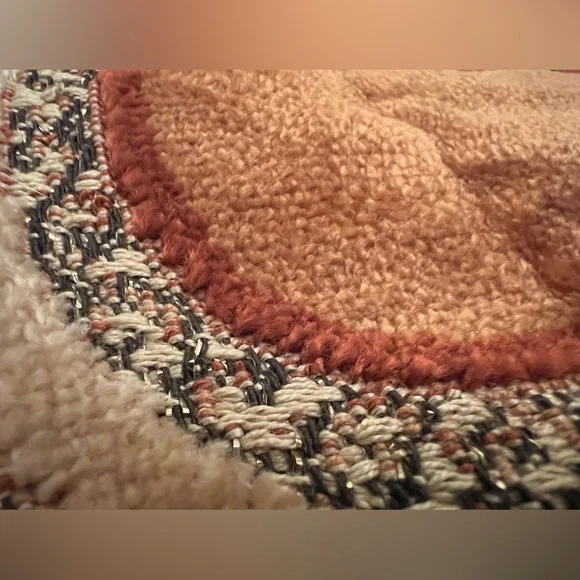 Vintage tapestry runner - Picture 9 of 10